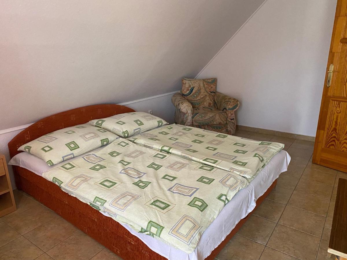 Abigel Apartmanhaz Balatonfüred Buitenkant foto