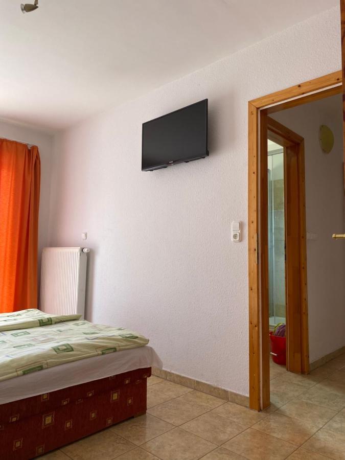 Abigel Apartmanhaz Balatonfüred Buitenkant foto
