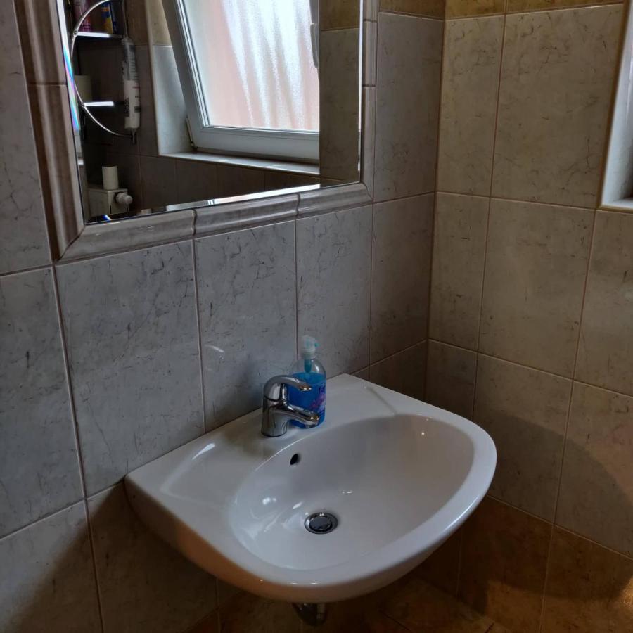 Abigel Apartmanhaz Balatonfüred Buitenkant foto